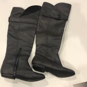 Over the knee Grey boots